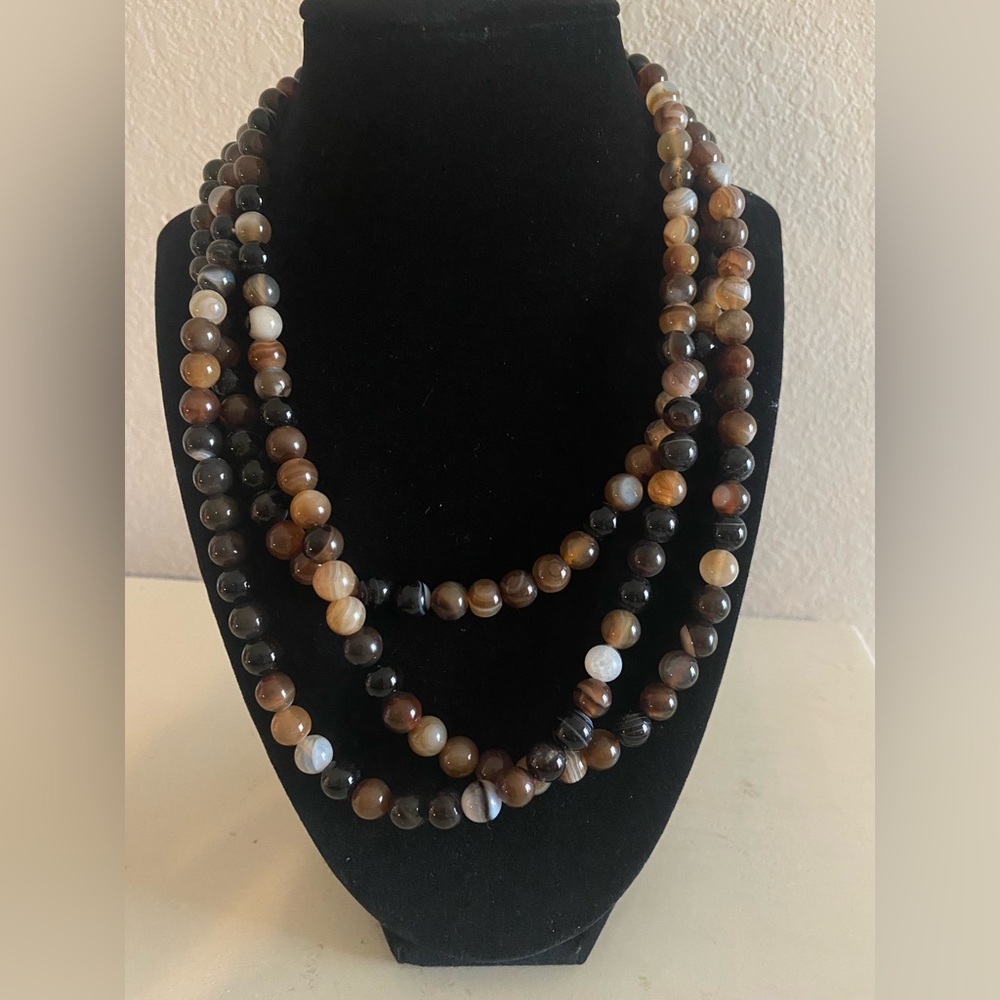 Long bead necklace